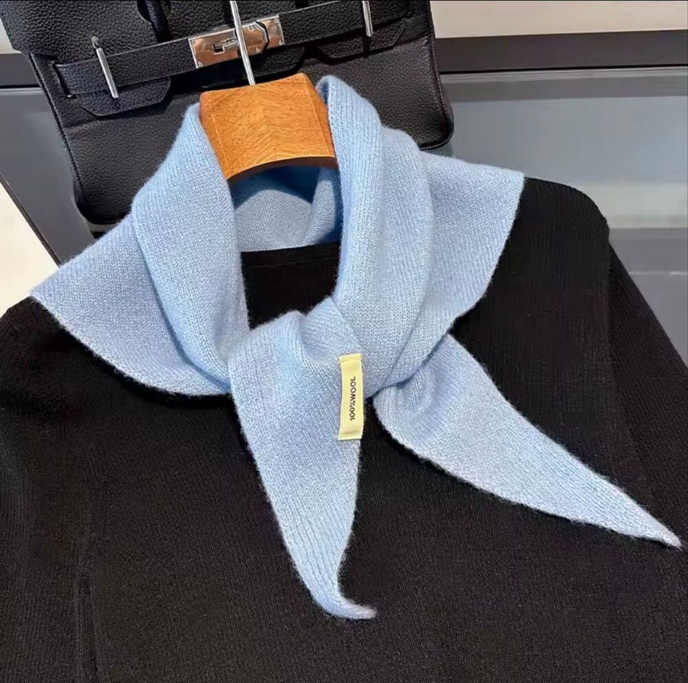 100% Wool Winter Scarf  Women’s Warm  Shawl Wrap Sky Blue 23,6” X 51”
